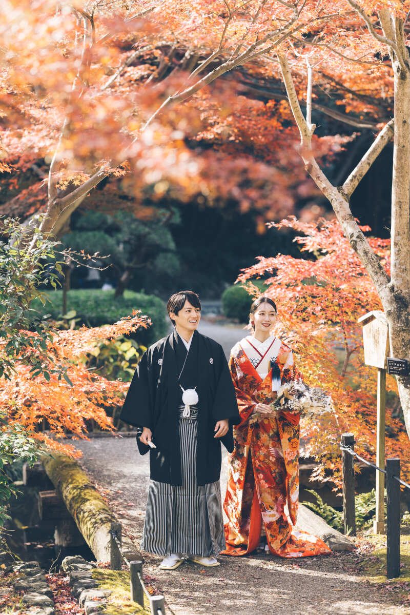 【東山動植物園】7月31日までのご予約限定!和装×紅葉ロケーションフォト撮影|12Pアルバム付きプラン