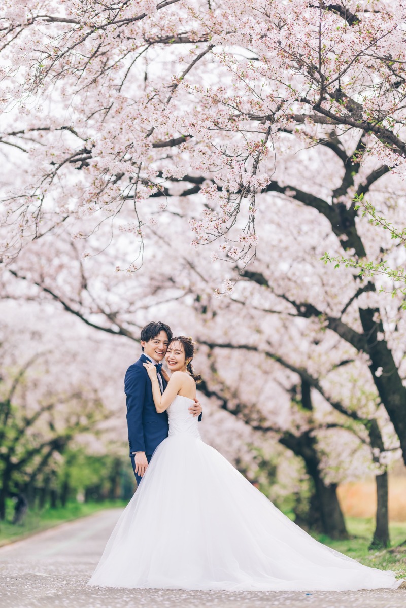 ★予約受付開始★【早い者勝ち！3月・4月組数限定★春プラン★】洋装桜ロケーション撮影！データ100カット付きプラン！