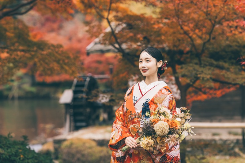 【東山動植物園】7月31日までのご予約限定!和装×紅葉ロケーションフォト撮影|12Pアルバム付きプラン