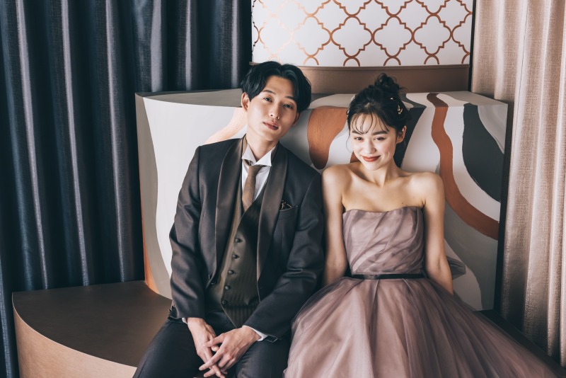 【通常価格261,800円(税込)が期間限定で7万円OFF!】【衣裳差額なし】和装洋装スタジオ撮影+18Pアルバム付きプラン