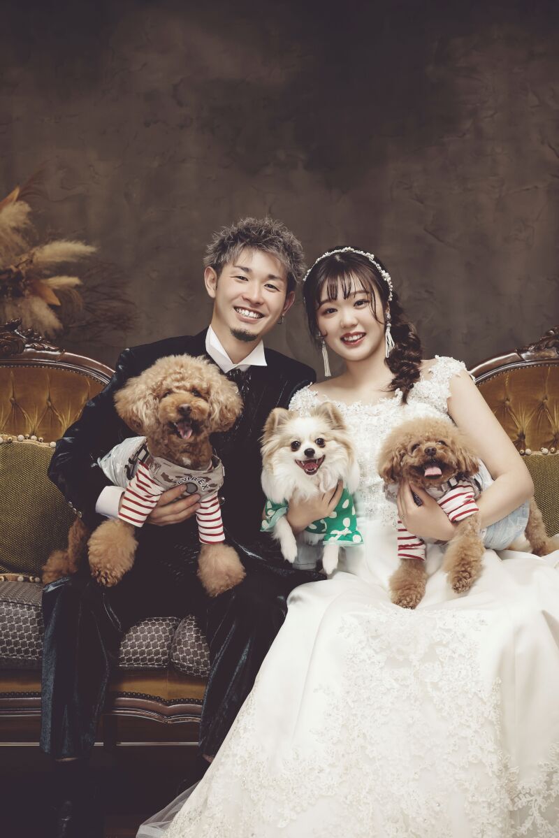 ワンちゃんも一緒に座って♡♡