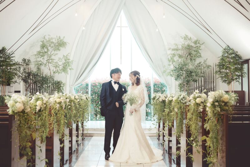 チャペルでの全身2ショット!