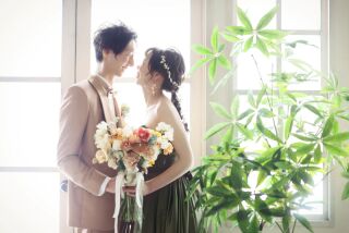 【和装1点洋装1点プラン】お持ち込みの生花ブーケでより素敵なお写真に♡