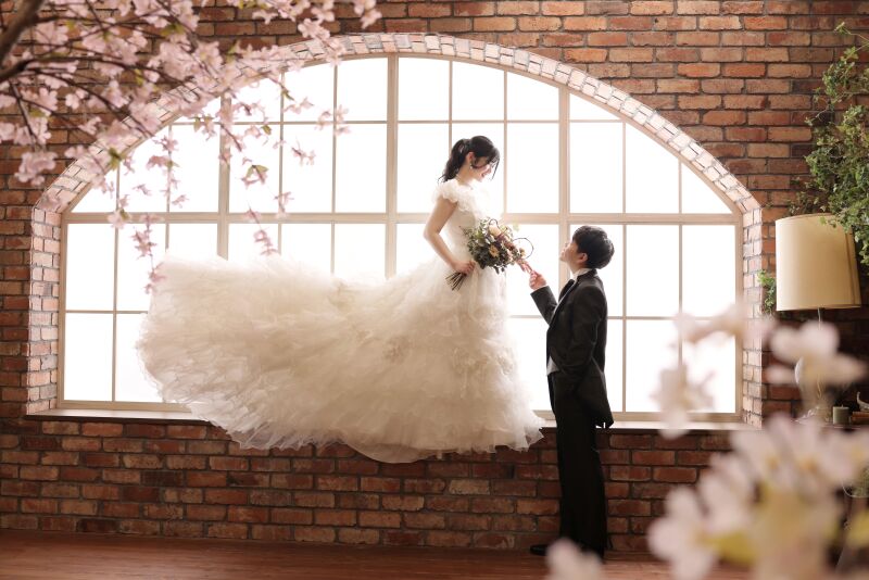 桜に囲まれトレーンショット