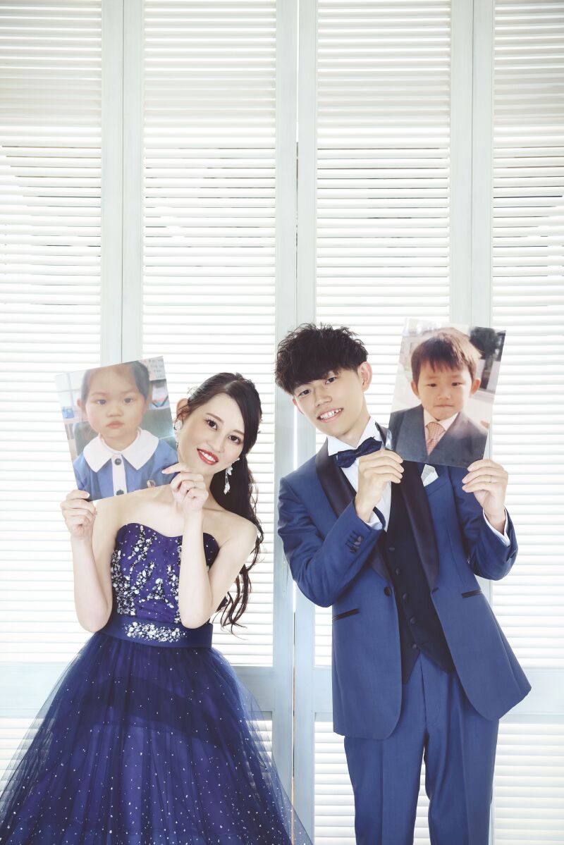 幼いころの写真からひょっこり♡