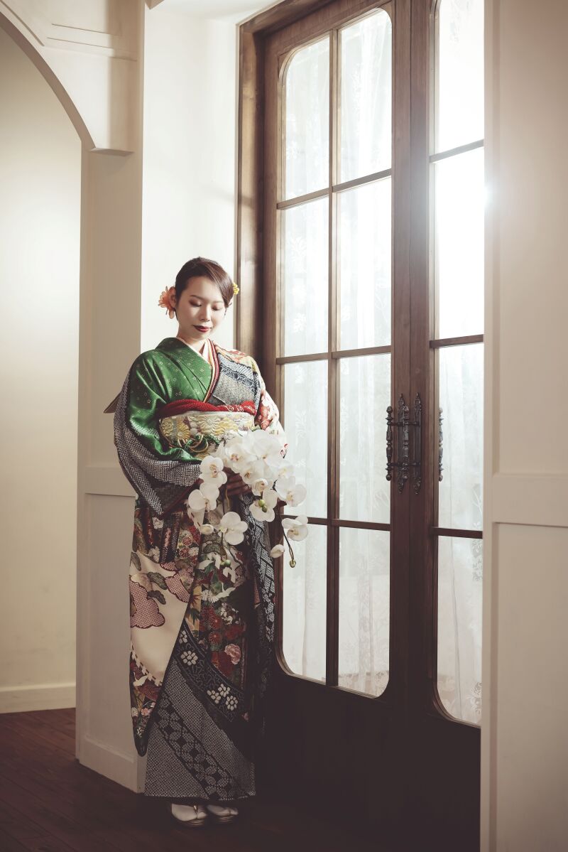 思い入れのある振袖でのソロショット♡