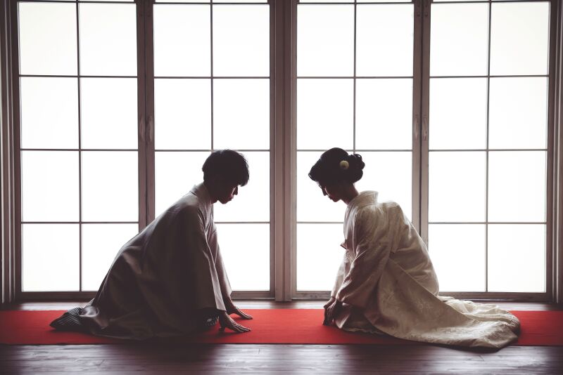 シルエットショット～正座でご挨拶～