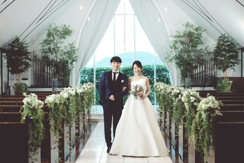 チャペルでの王道2ショット♡