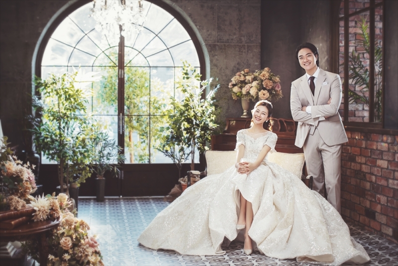 BRIDAL PHOTO STUDIO LUXE 松山 -リュクス松山-