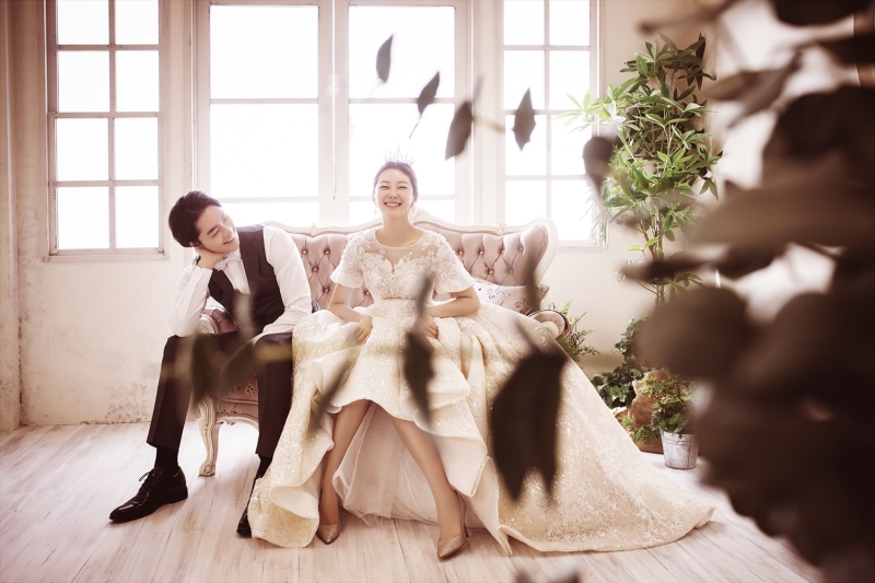 BRIDAL PHOTO STUDIO LUXE 松山 -リュクス松山-