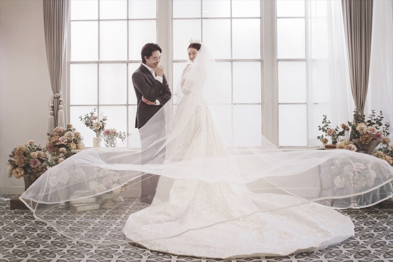 BRIDAL PHOTO STUDIO LUXE 松山 -リュクス松山-