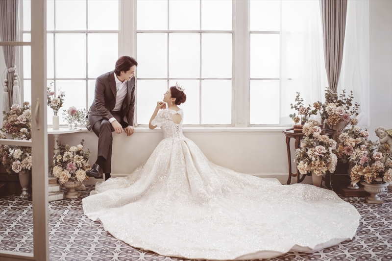 BRIDAL PHOTO STUDIO LUXE 松山 -リュクス松山-
