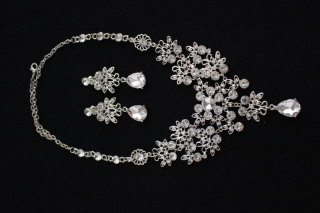 ネックレスイヤリング　2