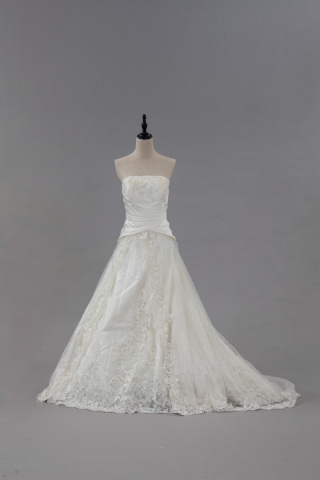 ウェディングドレス23