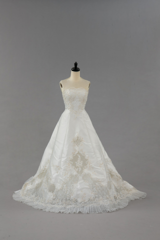 ウェディングドレス24