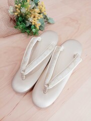 草履　金　（留袖訪問着用）