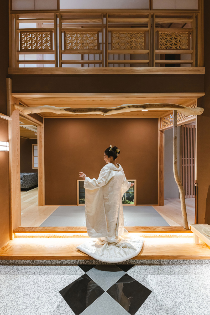 玄関でのバックショット