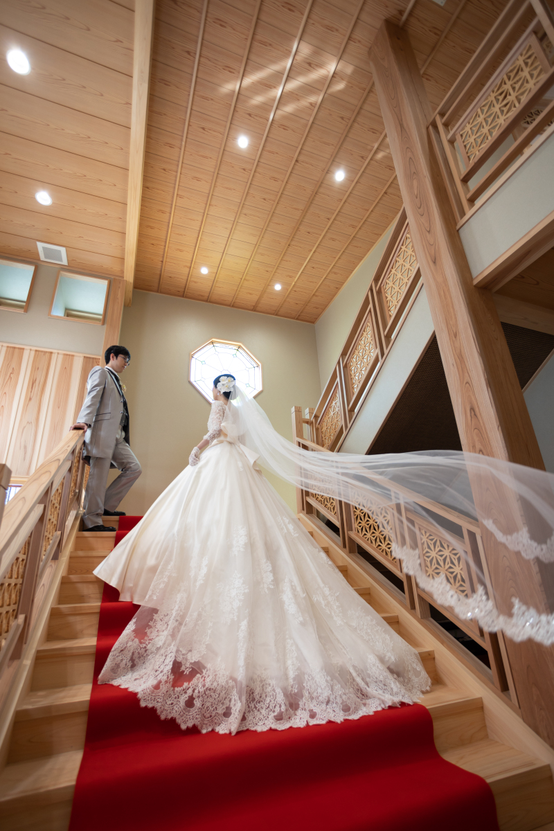 風になびくロングベール