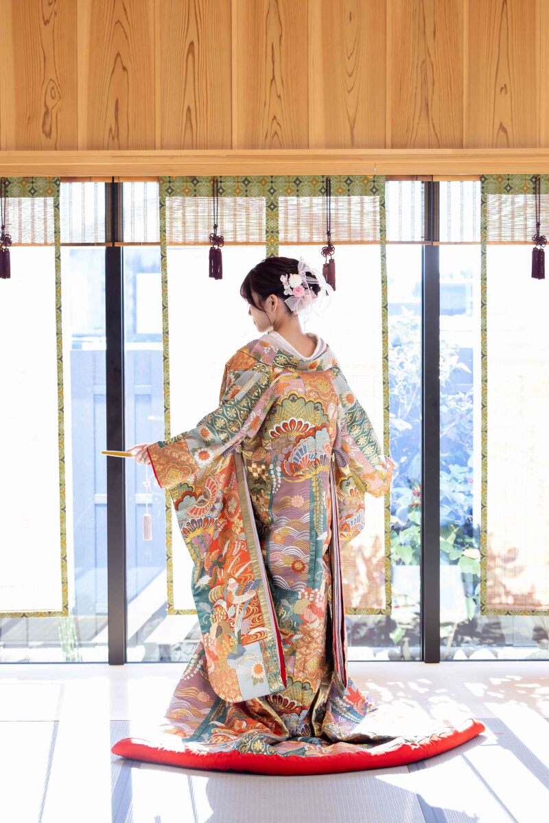 豪華な後ろ姿