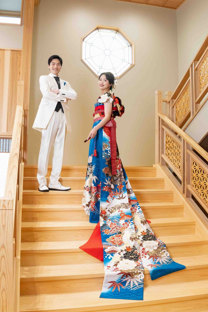 階段での振り向きショット