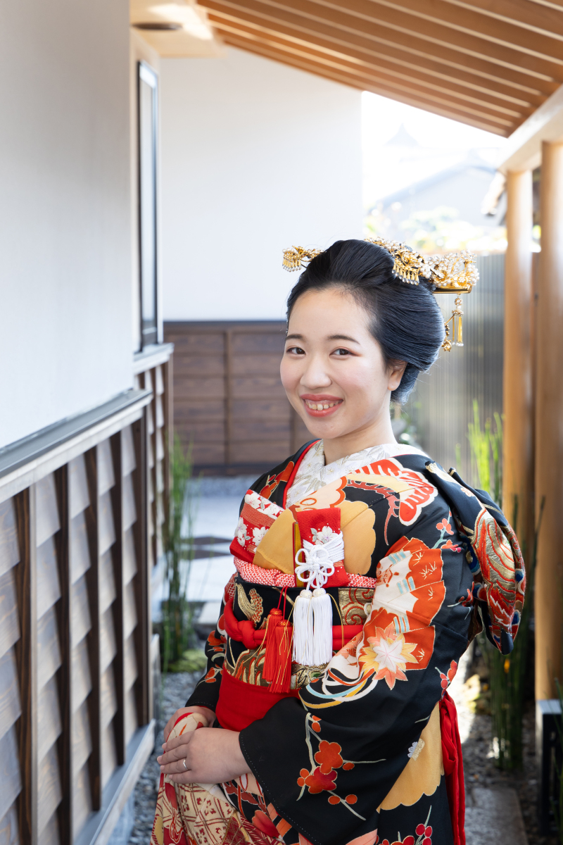 日本髪風のヘアスタイル