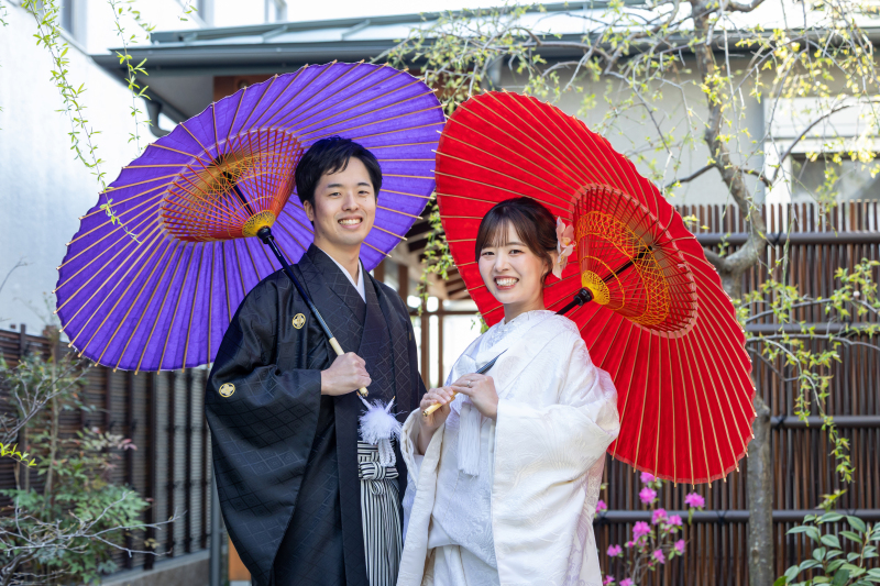 番傘で華やかに