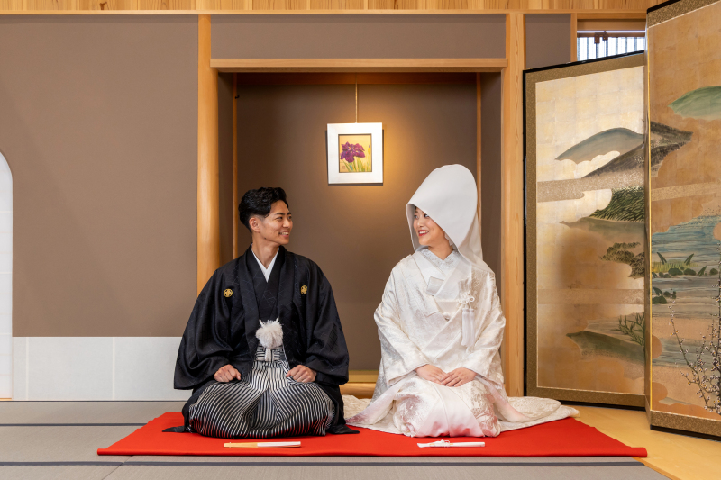 お二人で正座シーン