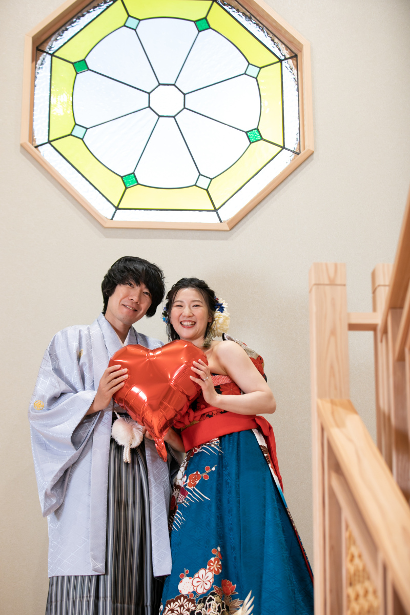 ステンドグラスの下で♡