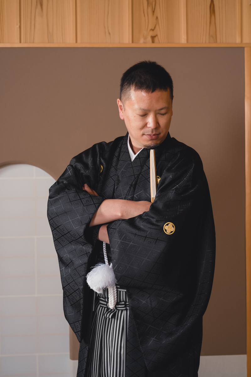 腕組みショット