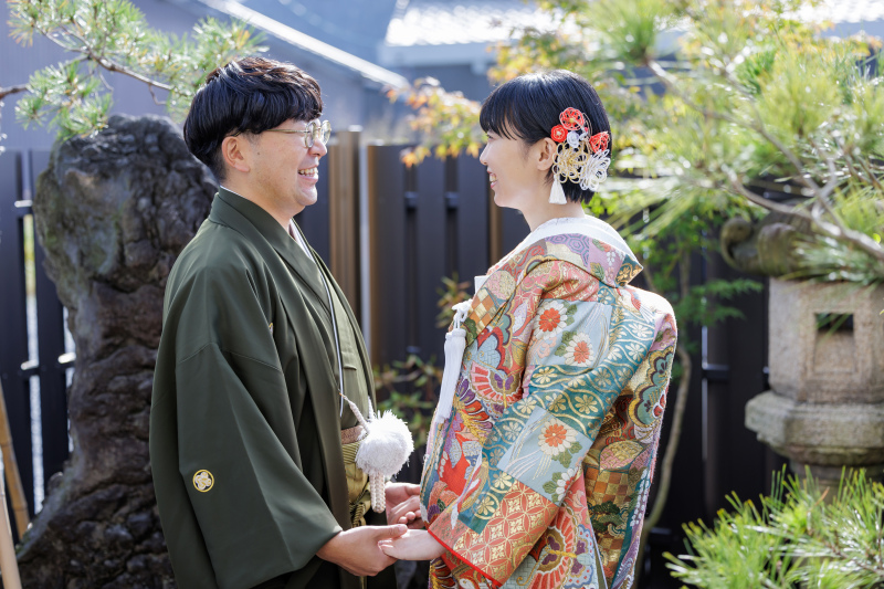 8sta 伴右衛門(はちすたばんえもん)_色打掛・着物が豊富