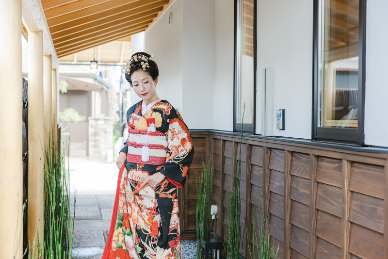 親御様も美しく✷留袖・モーニング等レンタル可能♪