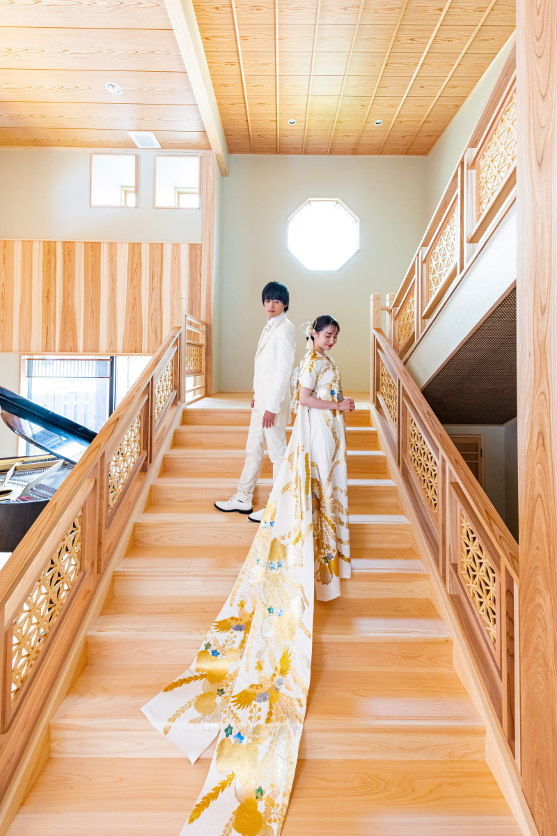 大階段でスケール感満載✷