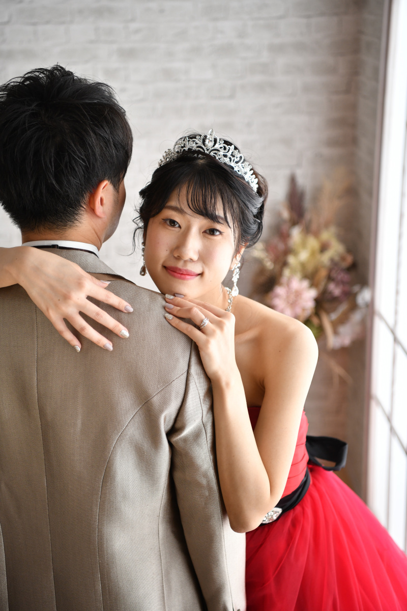 【平日限定】10月末までのお申込の方♪《今だけスタジオ撮影1シーン追加無料!》和洋装2着◇衣装差額なし♪家族やペットも一緒に◎