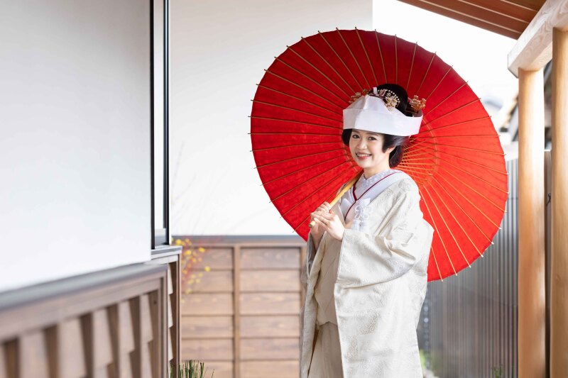 【平日限定】10月末までのお申込の方♪《今だけスタジオ撮影1シーン追加無料!》和装2着◇衣装差額なし♪家族やペットも一緒に◎