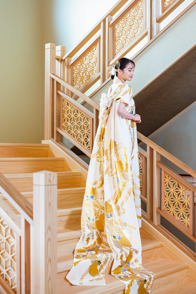 【80カットレタッチデータ付】和ドレス1着スタジオ撮影*スタンダードデータプラン【8STAでしか着られない1着】