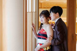 スタジオのお好きな4シーンで和ドレス撮影が叶うデータ付きプラン!80カットのデータつきでお得✷
