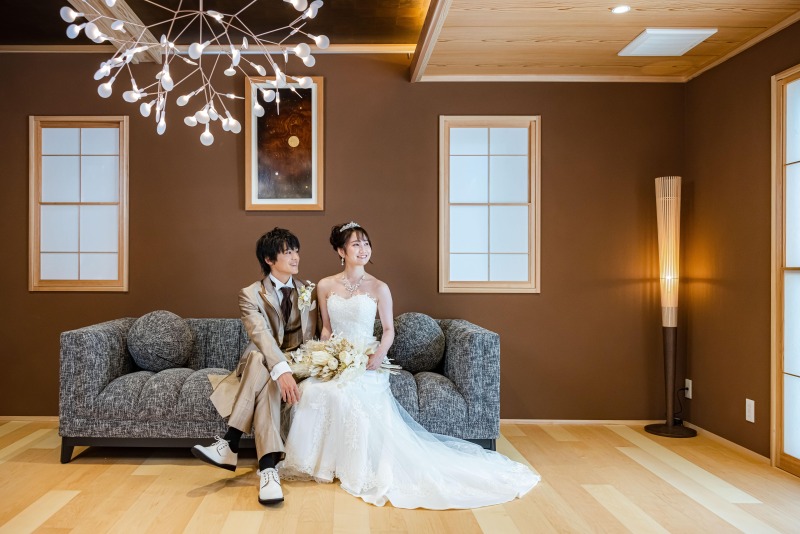 【40カットレタッチデータ&アルバム付】洋装1着スタジオ撮影*ライトプラン【アルバムもお手軽に残したい方向け!】