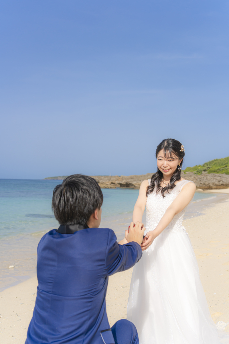 背筋を伸ばして