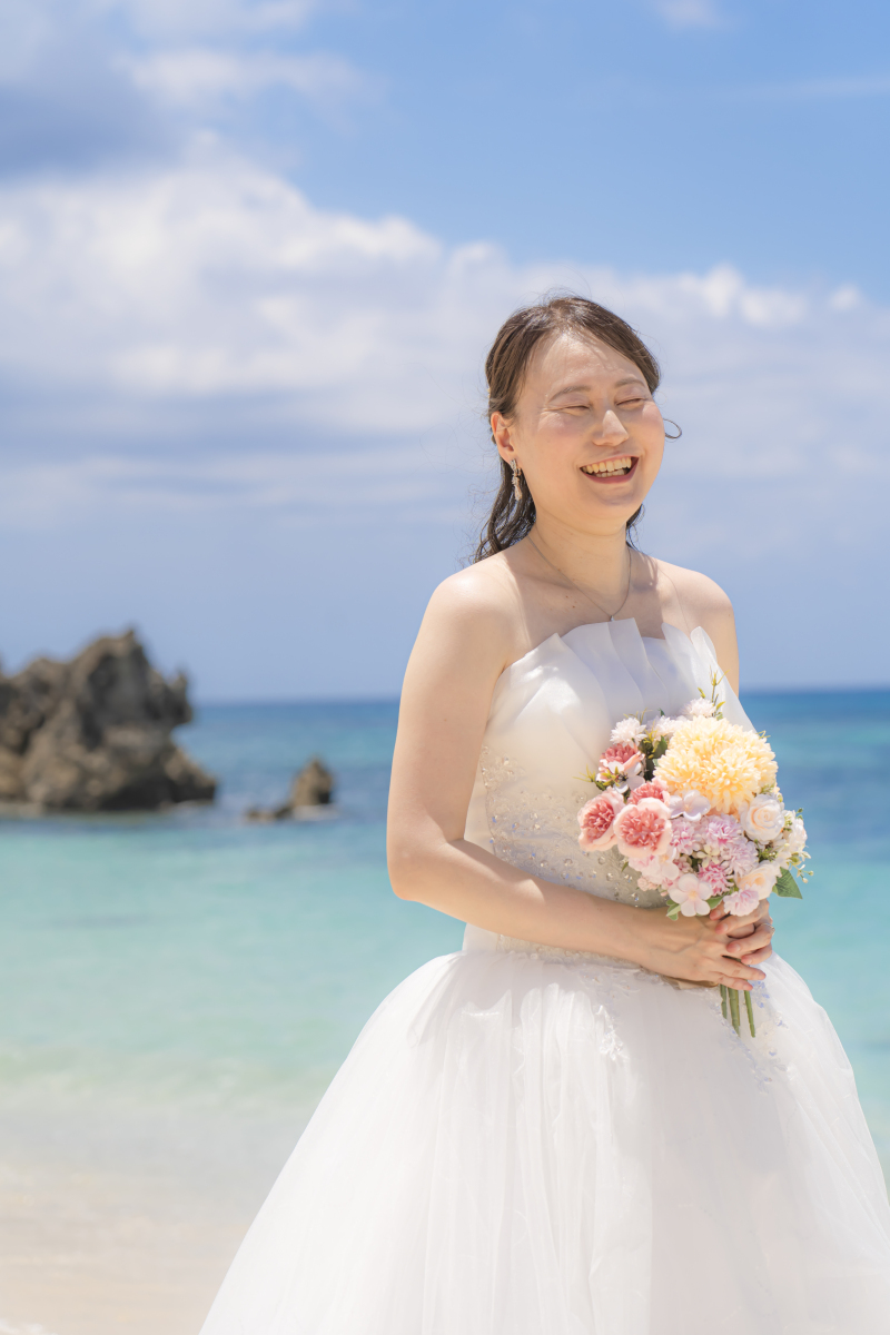 弾ける笑顔