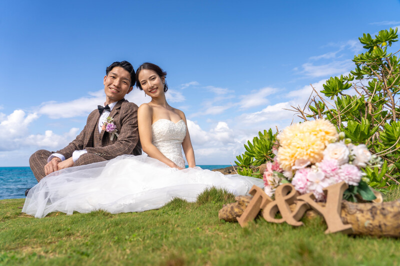 海辺でくつろぐナチュラルフォト