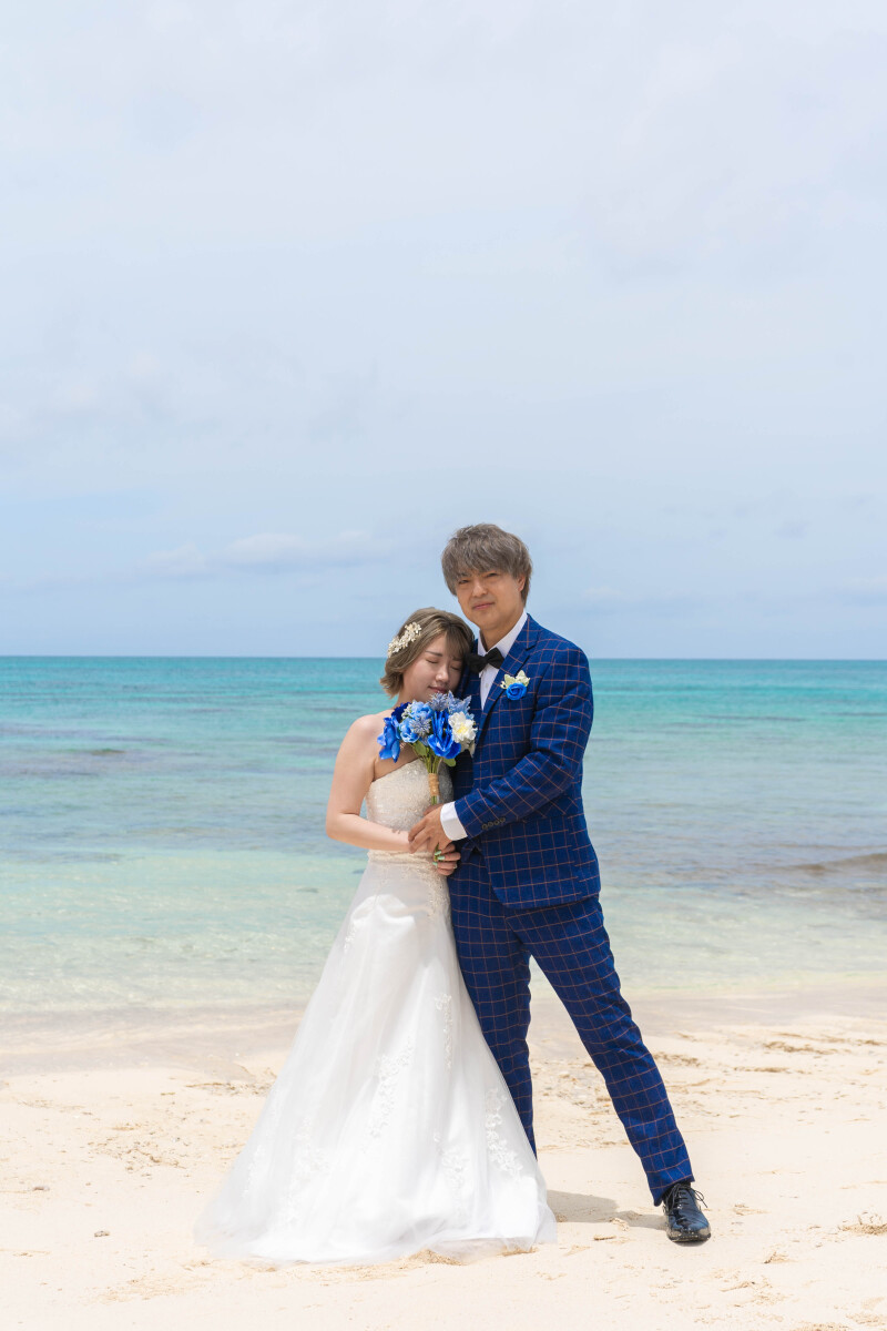 寄り添うビーチフォト