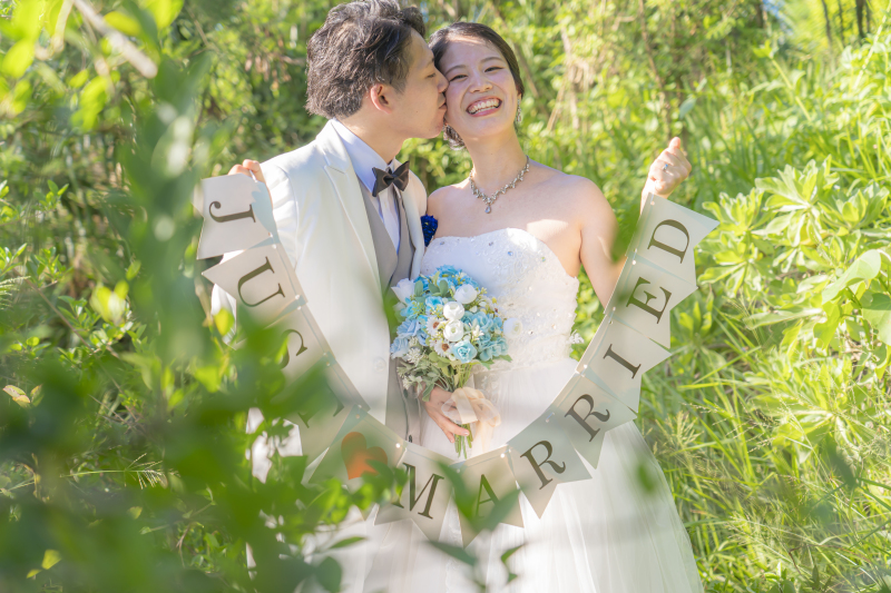 色鮮やかなグリーン