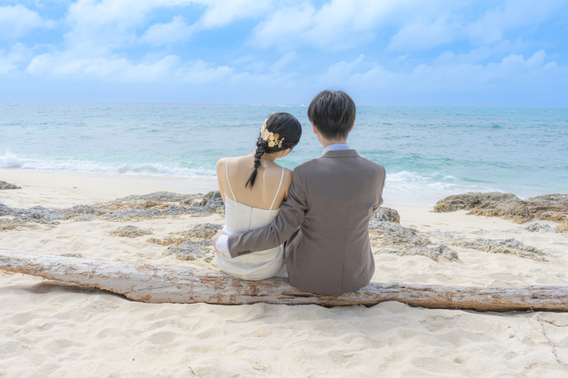 どこまでも続く海を眺めて