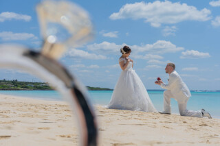 碧い海と祝福の空に包まれて