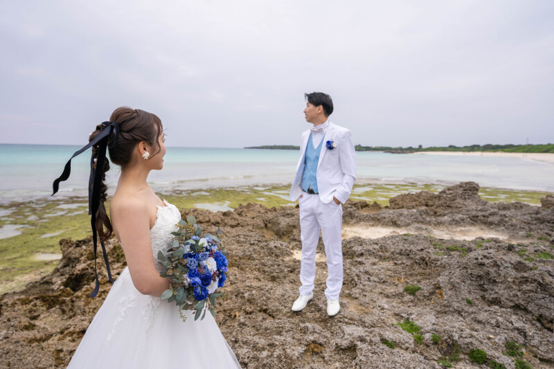蒼い海とともに紡ぐ、ふたりのナチュラルビーチストーリー