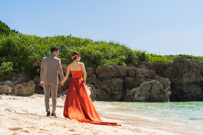 南国の緑と海に囲まれながら