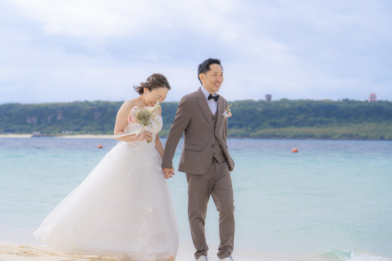 手を繋いでお散歩