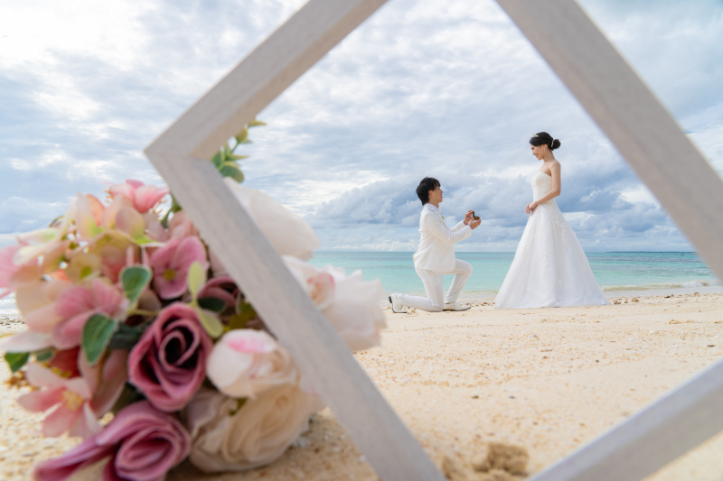 額縁越しのプロポーズシーン