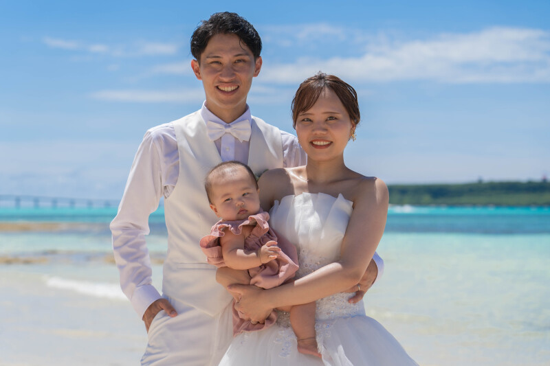 家族で迎える、海辺のウエディングストーリー