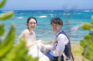 宮古ブルーの海でウェディングフォト♡